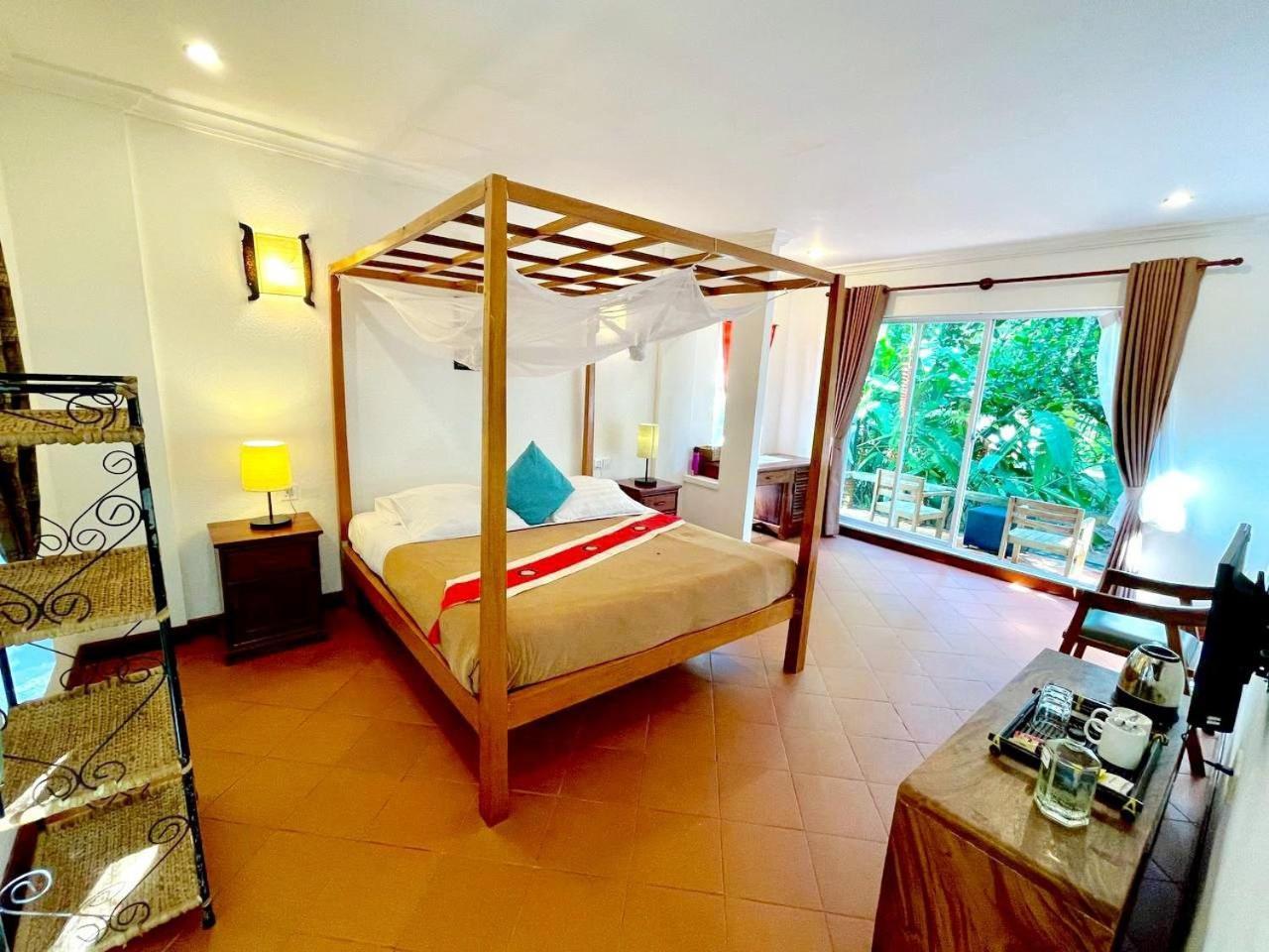 Sabbay Kep Hotel Ngoại thất bức ảnh